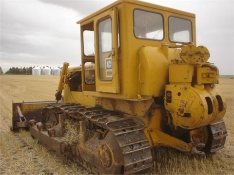 Dozers/tracks Caterpillar D6C