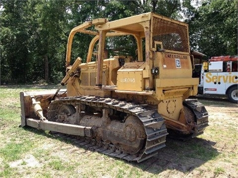 Dozers/tracks Caterpillar D6D