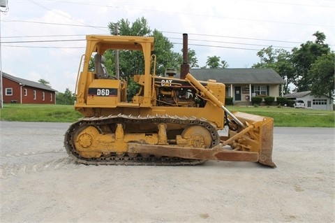 Tractores Sobre Orugas Caterpillar D6D en venta, usada Ref.: 1418174867557962 No. 3