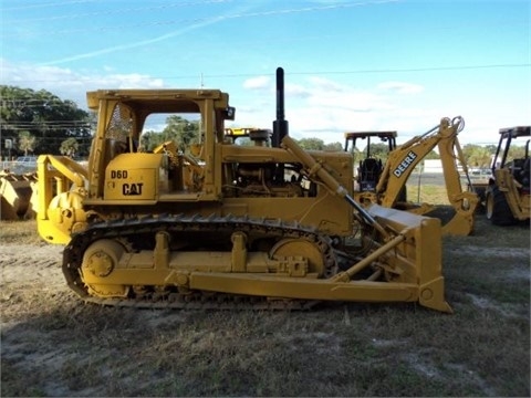 Tractores Sobre Orugas Caterpillar D6D usada en buen estado Ref.: 1418182369277067 No. 2