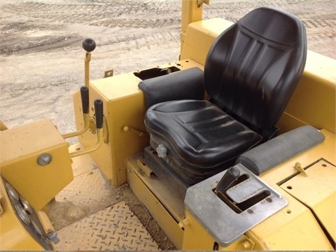 Dozers/tracks Caterpillar D6D