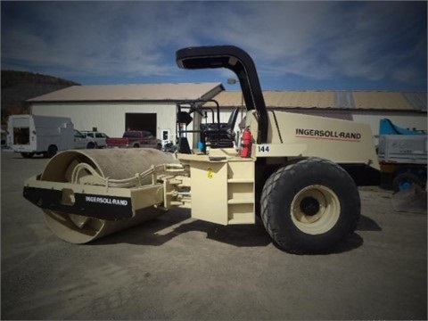 Compactadora Vibratoria Ingersoll-rand SD100D