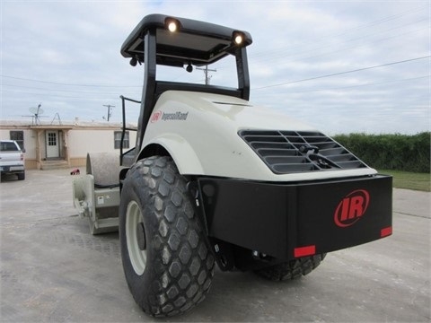 Compactadora Vibratoria Ingersoll-rand SD122D