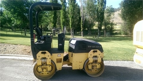 Compactadora Vibratoria Bomag BW120AD de segunda mano en venta Ref.: 1418402065169377 No. 3