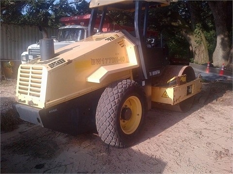 Compactadora Vibratoria Bomag BW177D de importacion a la venta Ref.: 1418414593067579 No. 2