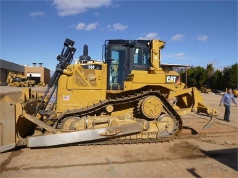 Dozers/tracks Caterpillar D6T