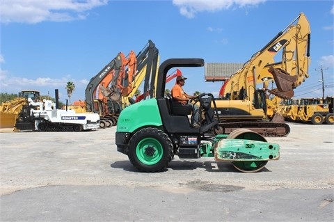 Compactadora Vibratoria Ingersoll-rand SD45D seminueva en venta Ref.: 1418526550047229 No. 2