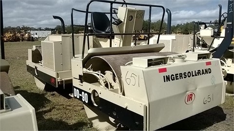 Compactadora Vibratoria Ingersoll-rand DD90 seminueva en venta Ref.: 1418572786043234 No. 3