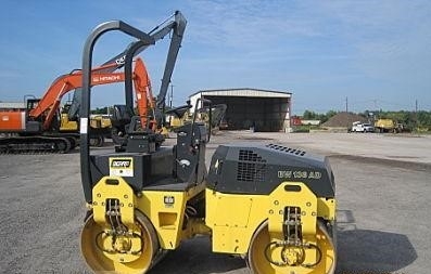 Compactadora Vibratoria Bomag BW138AD usada Ref.: 1418774937117171 No. 4