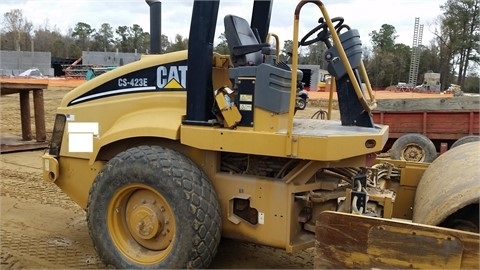 Compactadora Vibratoria Caterpillar CS-423E seminueva en perfecto Ref.: 1418777806867018 No. 2