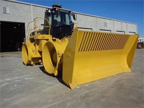 Compactadoras Suelos Y Rellenos Caterpillar 826G