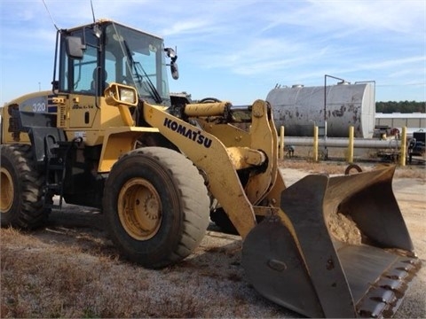 Cargadoras Sobre Ruedas Komatsu WA320 seminueva en venta Ref.: 1419391160415480 No. 2