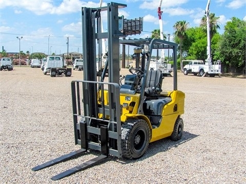 Montacargas Caterpillar P5000