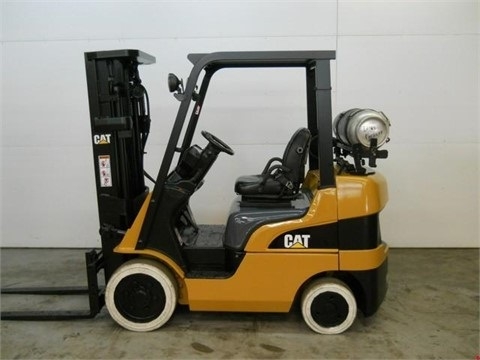 Montacargas Caterpillar C5000 de medio uso en venta Ref.: 1419619260706904 No. 4