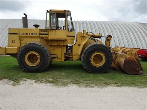 Cargadoras Sobre Ruedas Deere 744E usada a buen precio Ref.: 1419881004068046 No. 4