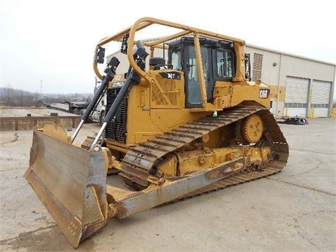 Dozers/tracks Caterpillar D6T