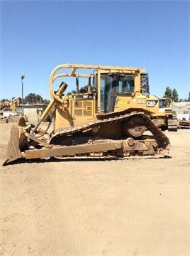 Dozers/tracks Caterpillar D6T