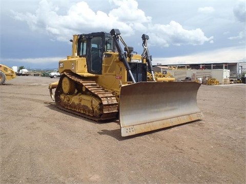 Tractores Sobre Orugas Caterpillar D6T