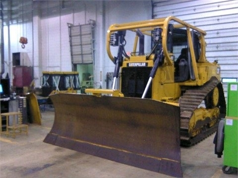 Dozers/tracks Caterpillar D6T