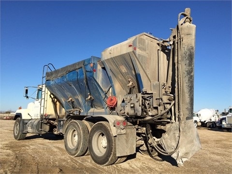 Mezcladoras De Concreto Mack RD690S en optimas condiciones Ref.: 1420938599491986 No. 2