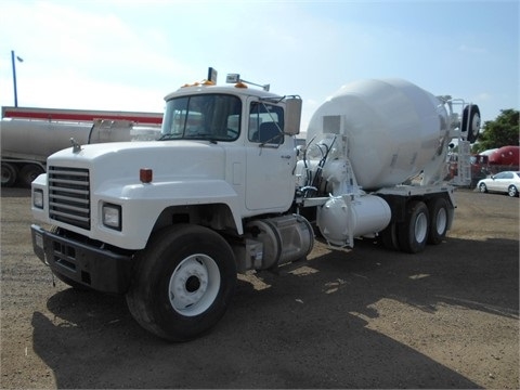 Mezcladoras De Concreto Mack RD690S usada Ref.: 1420939091207911 No. 2