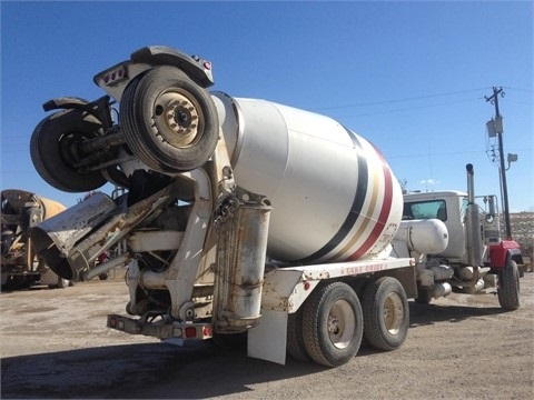 Mezcladoras De Concreto Mack RD688S de segunda mano a la venta Ref.: 1420940907530396 No. 3