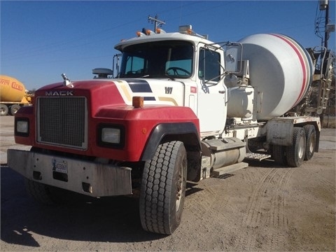 Mezcladoras De Concreto Mack RD688S usada a la venta Ref.: 1420941272276431 No. 4