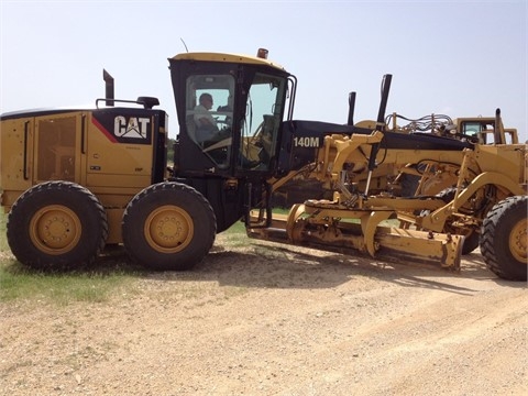 Motoconformadoras Caterpillar 140M