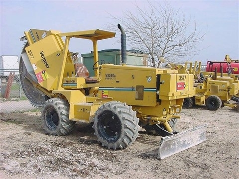 Zanjadora Vermeer V8550A