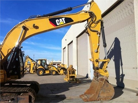 Excavadoras Hidraulicas Caterpillar 320DL de segunda mano Ref.: 1423777238763709 No. 4