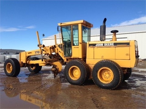 Motoconformadoras Deere 770BH