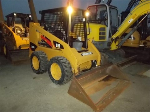 Minicargadores Caterpillar 226B en buenas condiciones Ref.: 1425512517557817 No. 2