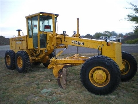 Motoconformadoras Deere 772BH