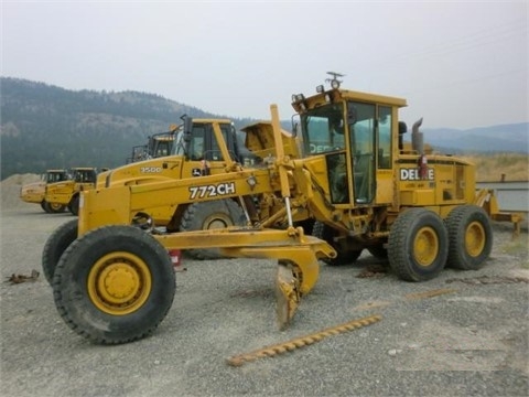 Motoconformadoras Deere 772CH