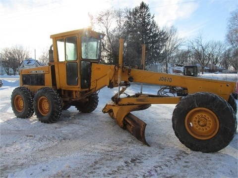 Motor Graders Deere 670