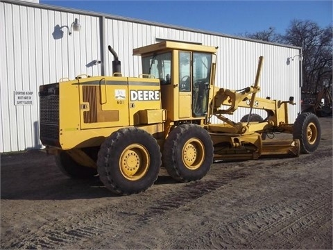 Motoconformadoras Deere 670C de medio uso en venta Ref.: 1425756591496779 No. 2