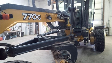 Motoconformadoras Deere 770G de medio uso en venta Ref.: 1426811923423066 No. 3