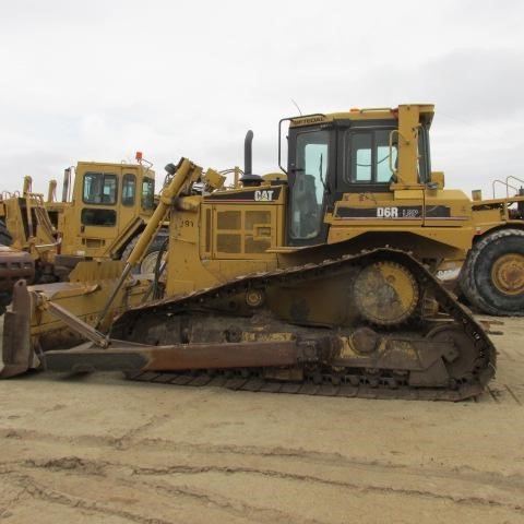 Dozers/tracks Caterpillar D6R