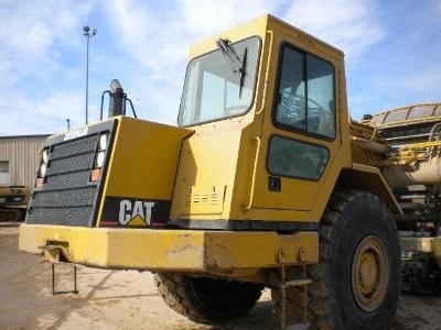 Screpers Caterpillar 615C de segunda mano Ref.: 1428526156903626 No. 2