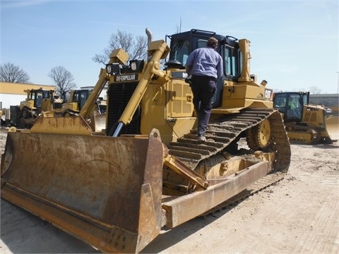 Dozers/tracks Caterpillar D6T