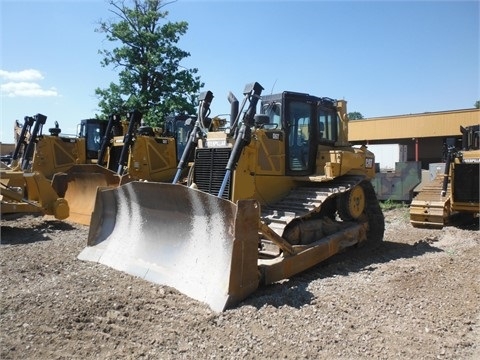 Dozers/tracks Caterpillar D6T