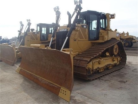 Dozers/tracks Caterpillar D6T