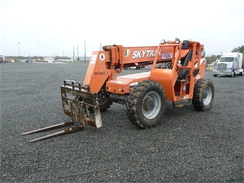 Manipulador Telescopico Sky Trak 8042