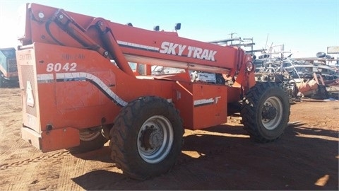 Manipulador Telescopico Sky Trak 8042