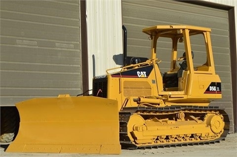 Dozers/tracks Caterpillar D5G