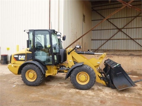 Cargadoras Sobre Ruedas Caterpillar 906H