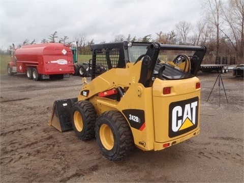 Minicargadores Caterpillar 242B en venta Ref.: 1429826311219888 No. 4