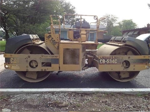 Compactadora De Doble Rodillo Caterpillar CB-534C