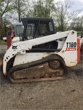 Minicargadores Bobcat T180