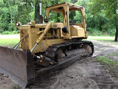 Tractores Sobre Orugas Caterpillar D5B de medio uso en venta Ref.: 1429992921085673 No. 3